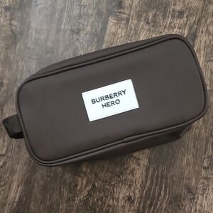 BURBERRY HERO Dark Brown Toiletry Bag men's New